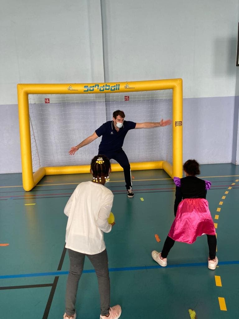Ruiz, Bataille et Mocquais à la rencontre des jeunes de la ville de Saint-Denis