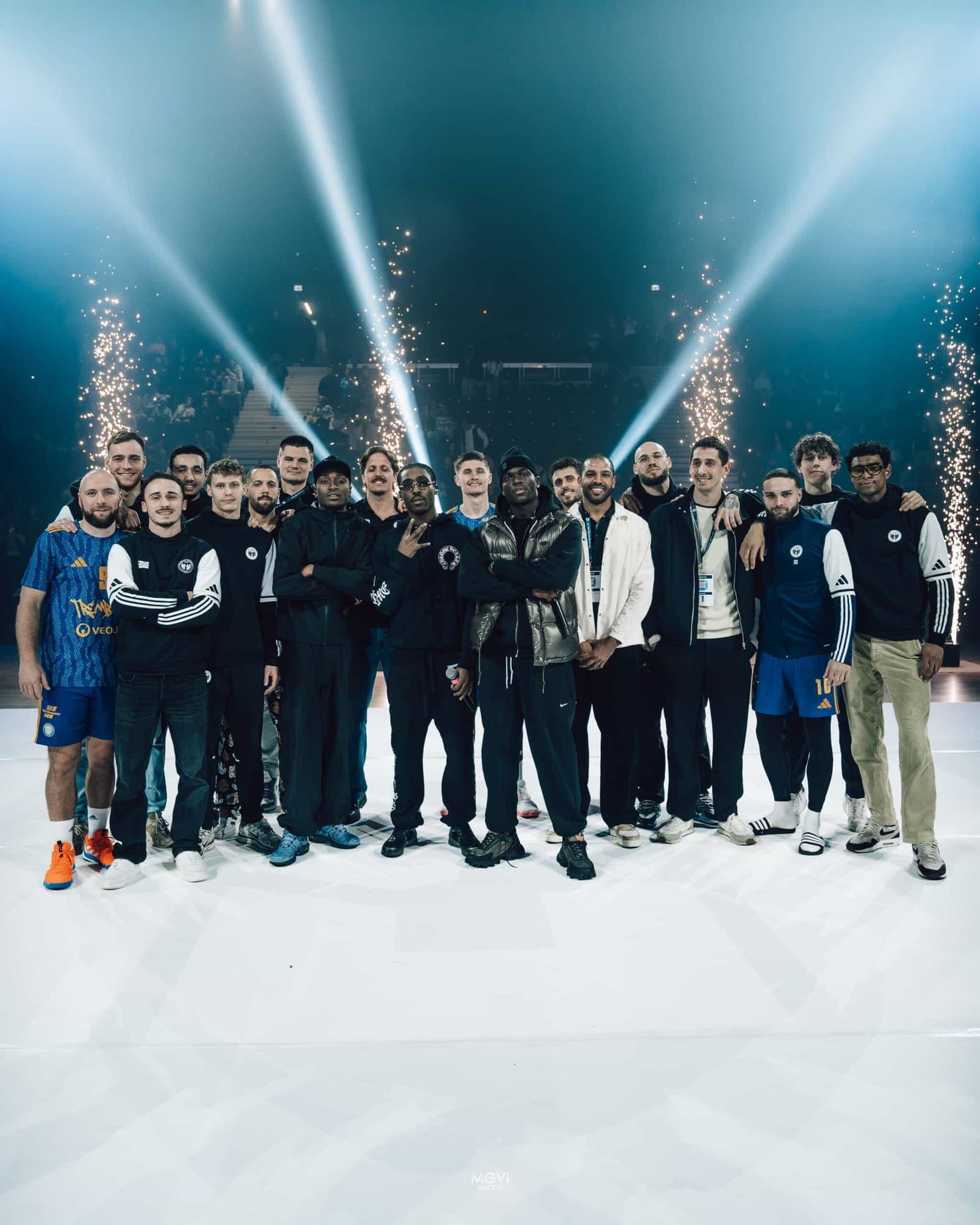 Une soirée exceptionnelle à l’Arena Grand Paris : Tremblay Handball – PSG et un show L2B inoubliable